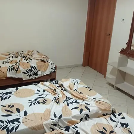 Апартаменты Andi's Apartament *